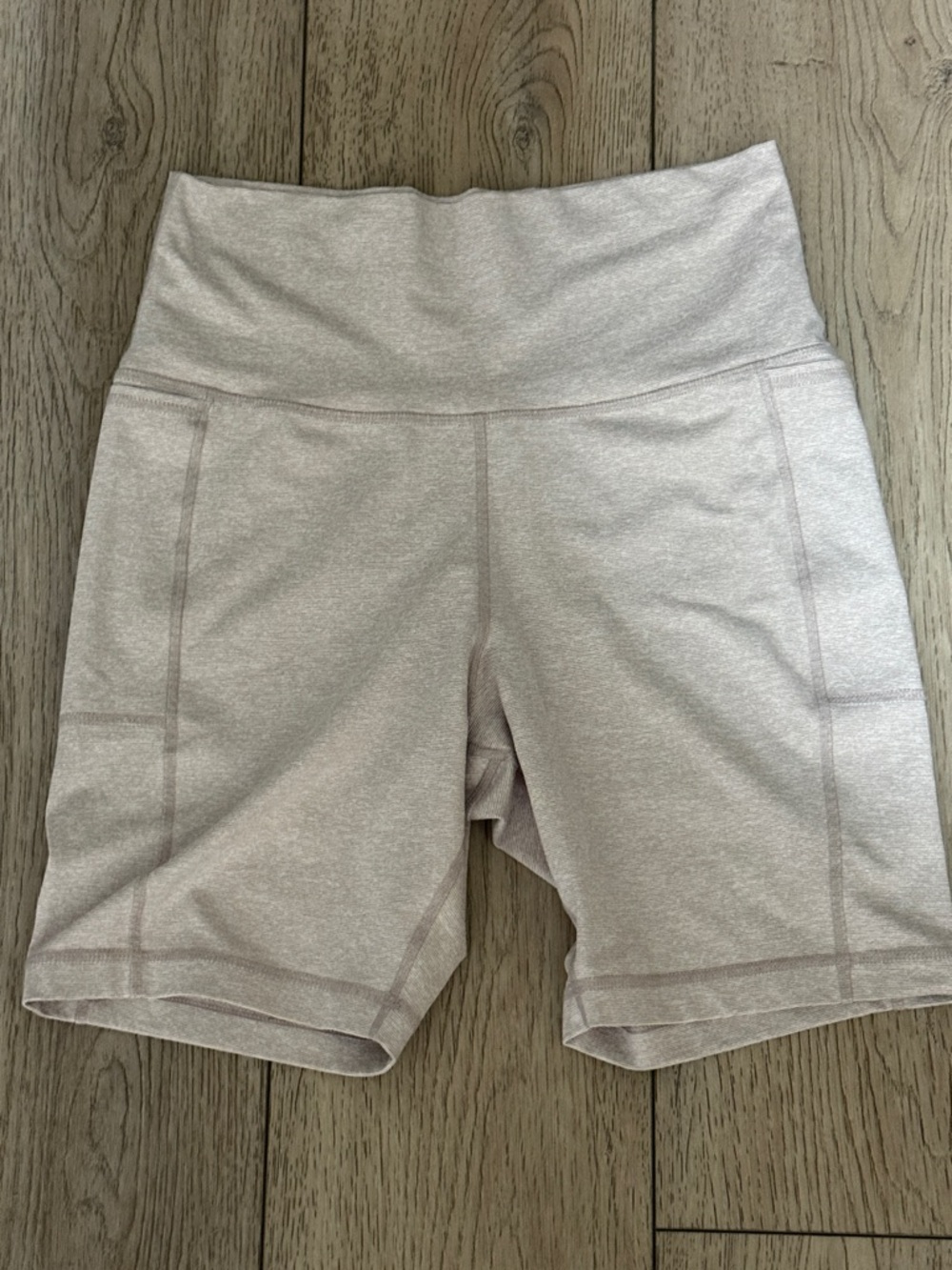 Vuori bicycle shorts